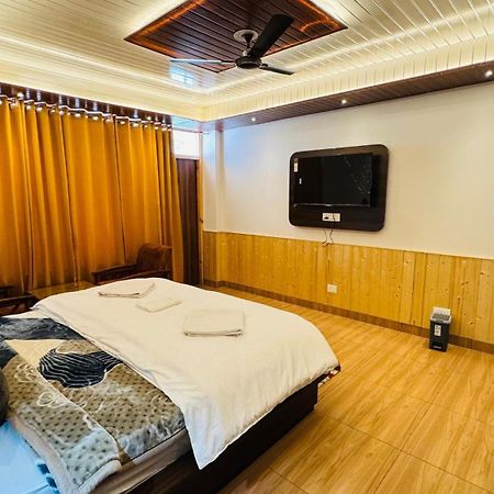 Отель The Midnight Garden Manali Экстерьер фото
