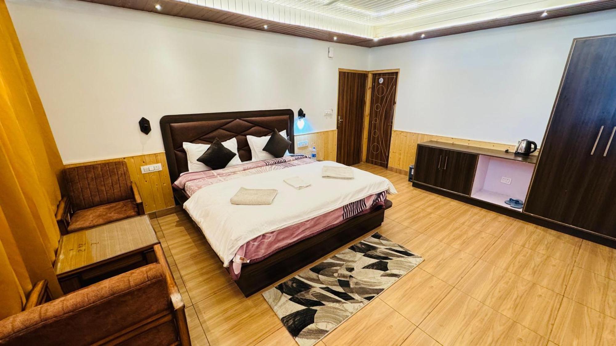 Отель The Midnight Garden Manali Экстерьер фото