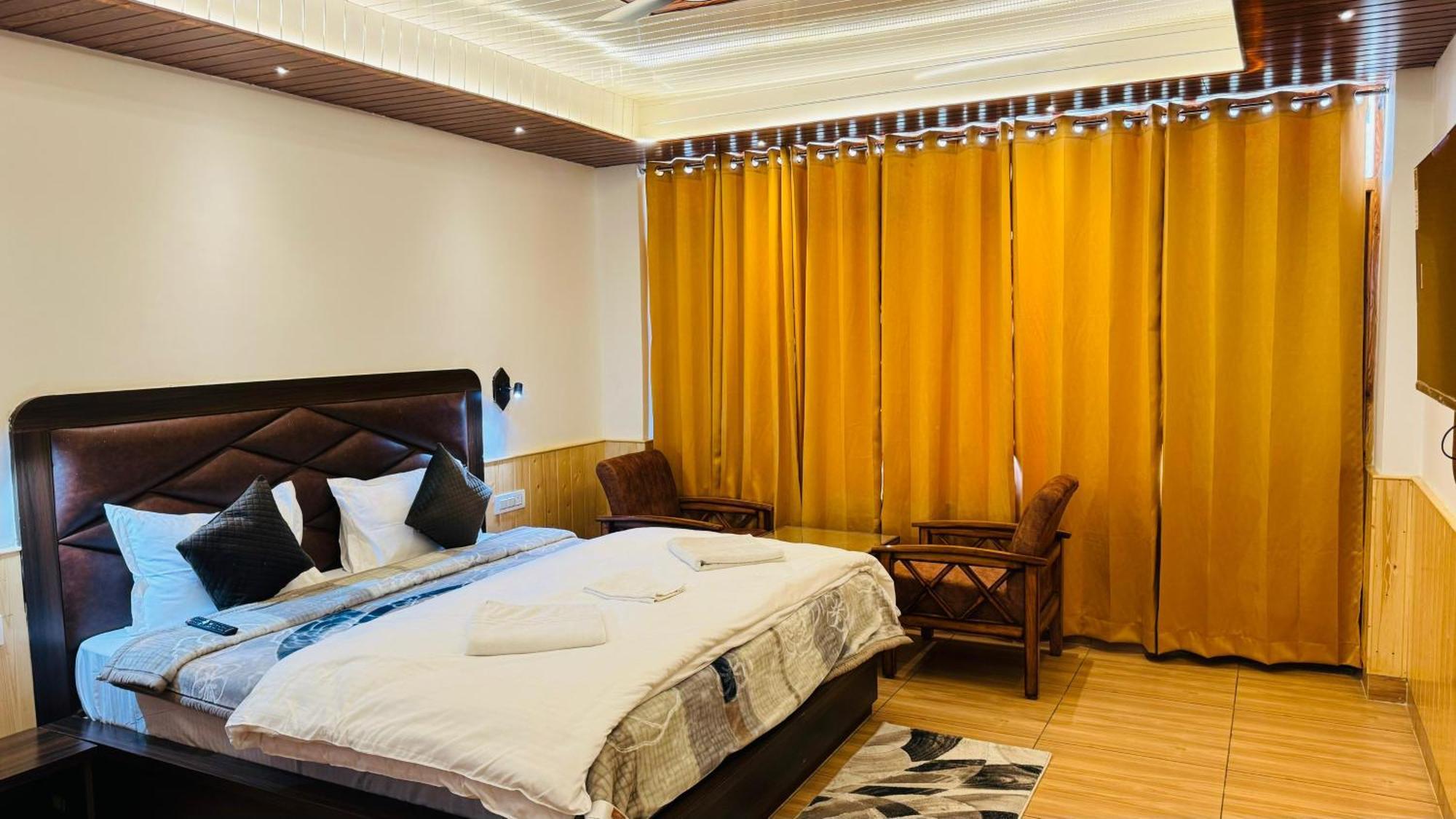 Отель The Midnight Garden Manali Экстерьер фото