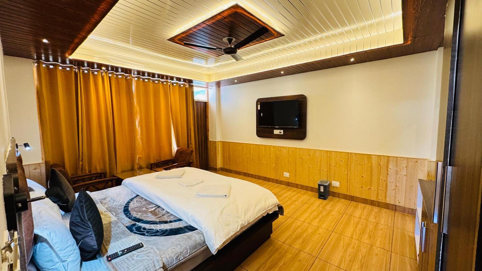 Отель The Midnight Garden Manali Экстерьер фото